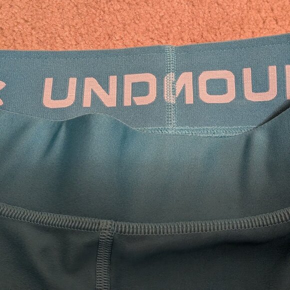 Women's Under Armour shorts light blue - Picture 3 of 3